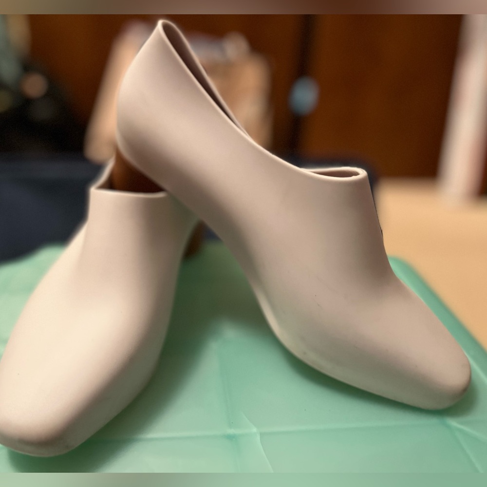 Melissa Mid Ankle Boot